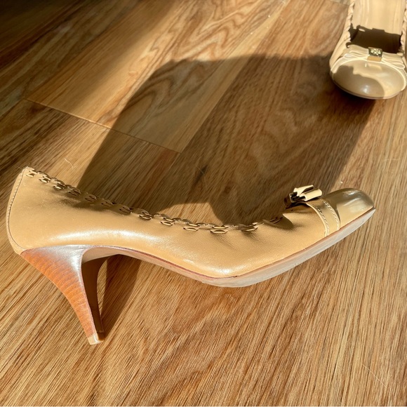 Beige Tory Burch Heels ~  Host Pick ♥️ - Picture 4 of 9